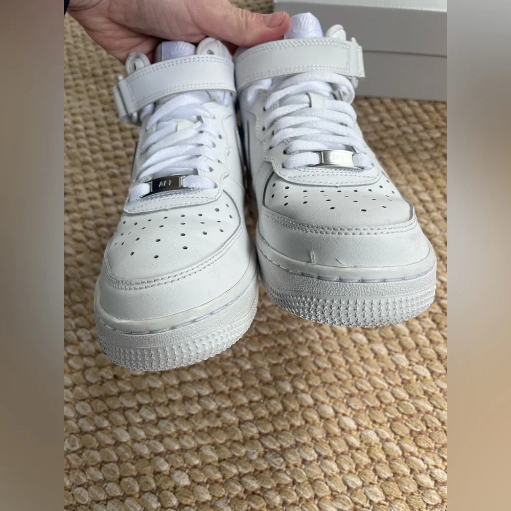 Nike Air Force 1 LE Mid Triple White 4.5 GS youth Kids Boys EUC W Box Tried On